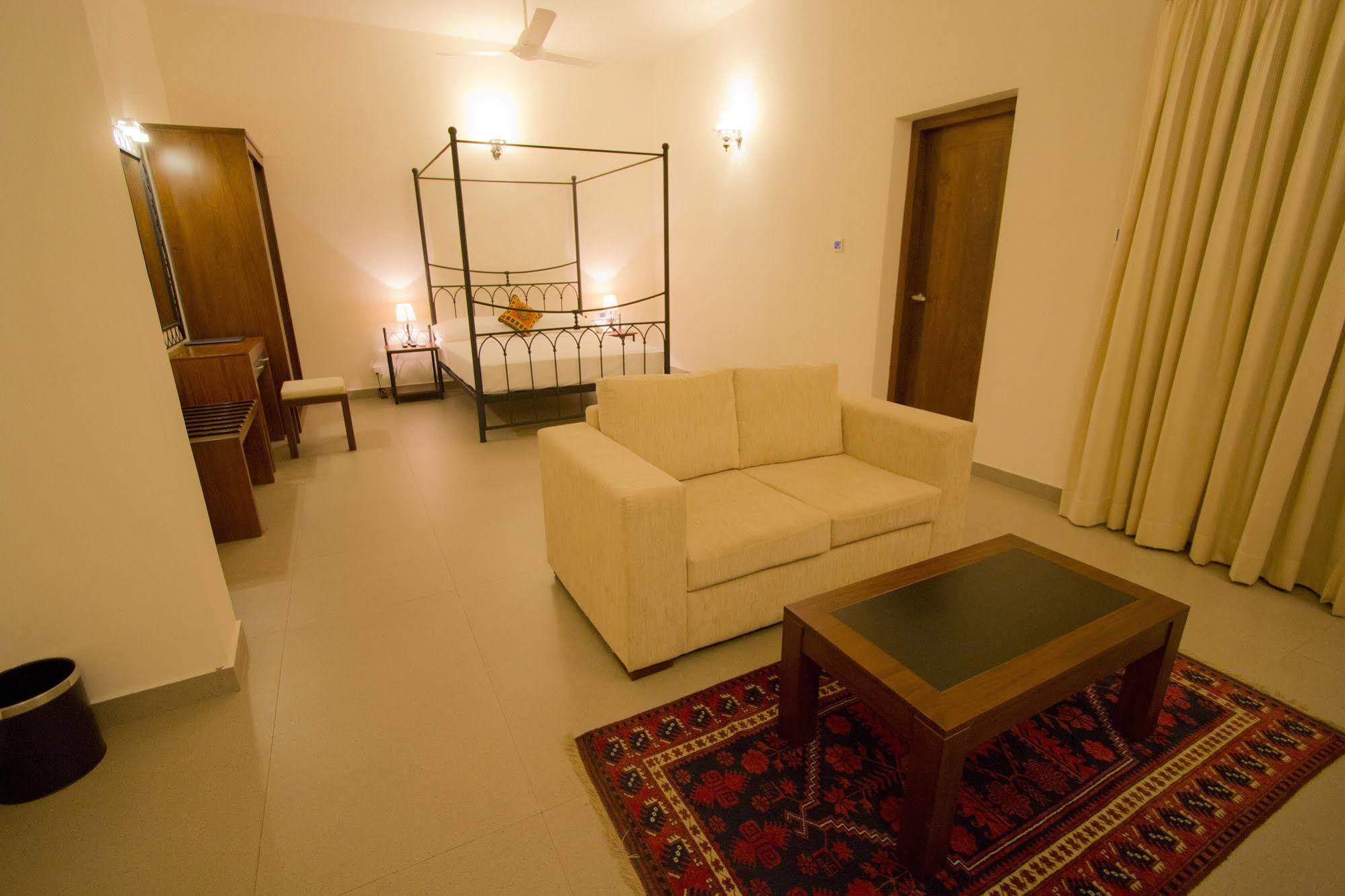 Ellen'S Place Colombo Esterno foto